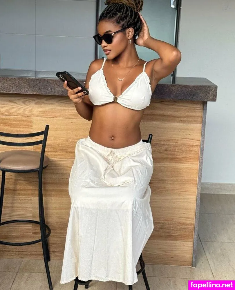 larissa.siilva, larissasilva_xo Nude Leaked OnlyFans Photo #NwrFA7GCN4