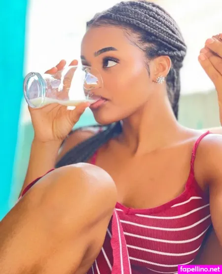 Larissa Siilva OnlyFans Thumbnail #ZN8IJT6tXA