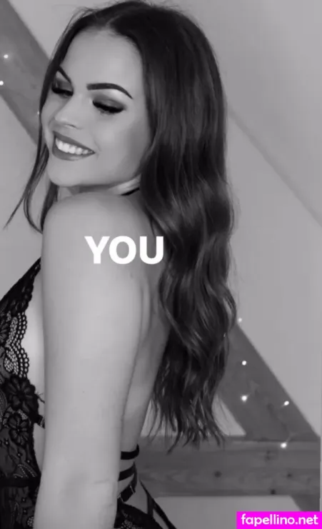 Larissa Sola OnlyFans Thumbnail #aSrlpVTozW