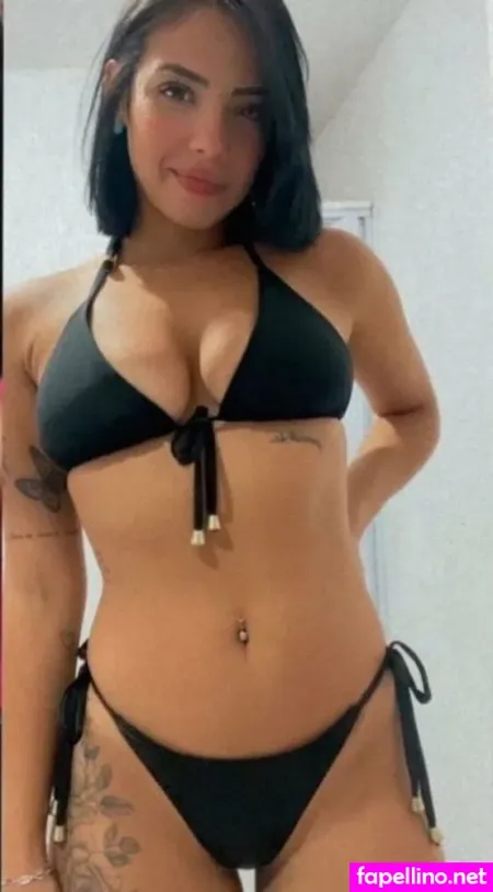 Larissa Souza Main Profile Photo