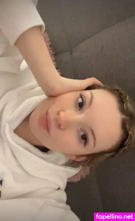 Larissa Sweet OnlyFans Thumbnail #b9vTlfHztF