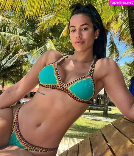 Larissa Tomasia OnlyFans Thumbnail #21EJucLxEk
