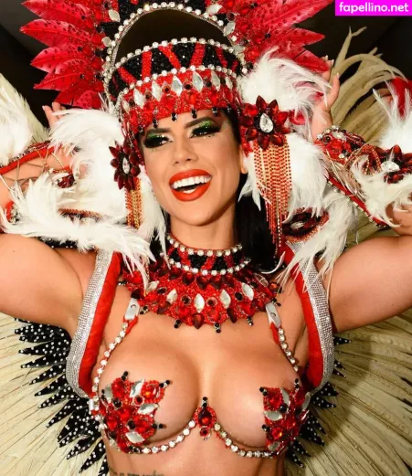 Larissa Tomasia OnlyFans Thumbnail #49mUcJeWNc