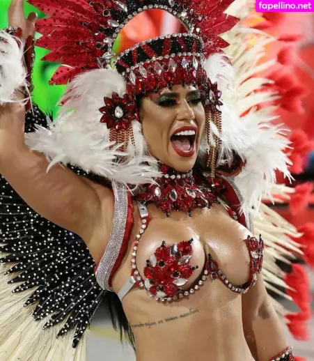 Larissa Tomasia OnlyFans Thumbnail #629H8Vjxjb