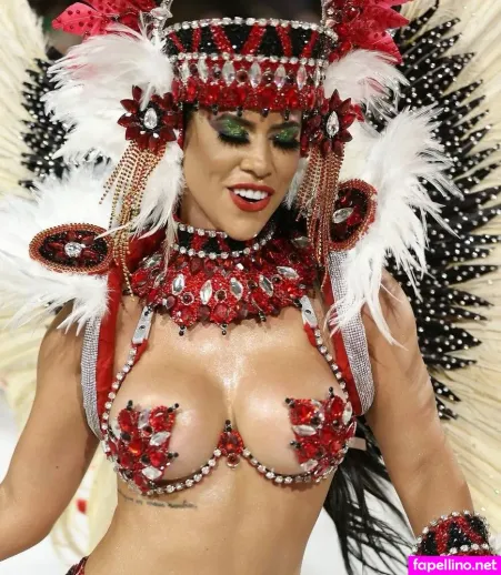 Larissa Tomasia OnlyFans Thumbnail #7b4tUWNkJc