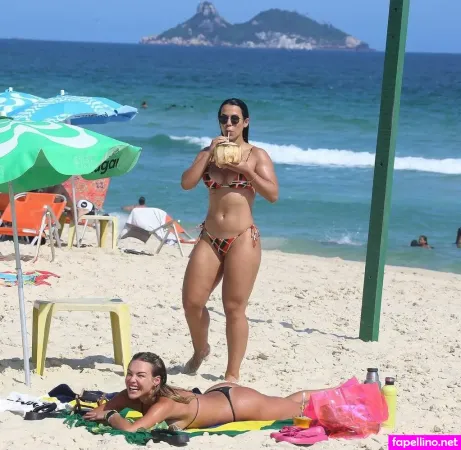 Larissa Tomasia OnlyFans Thumbnail #HC7J5LvWJc