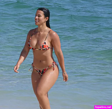 Larissa Tomasia OnlyFans Thumbnail #ei8C4QEPi2