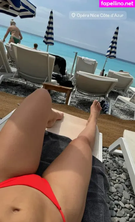 Larissa Van Meerten OnlyFans Thumbnail #2gT9KGjFia