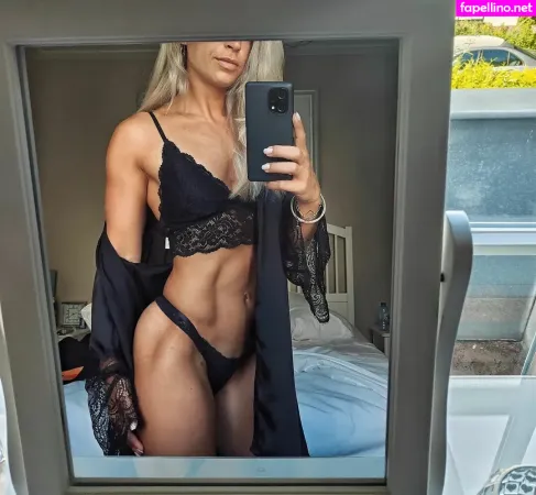 Larissa Van Meerten OnlyFans Thumbnail #boMXbbg231