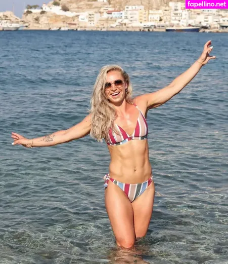 Larissa Van Meerten OnlyFans Thumbnail #wb1oMTH2W9