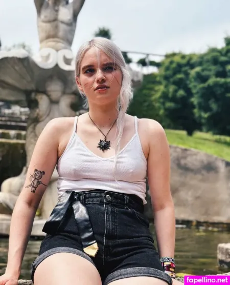 Larissa Zeeuwe OnlyFans Thumbnail #oQA74vzgtr