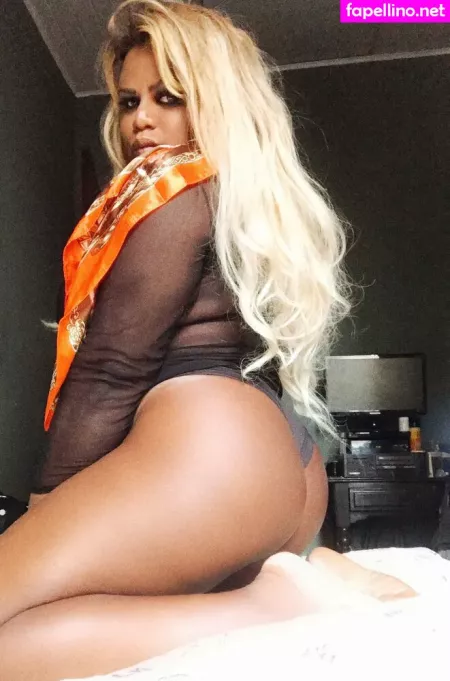 Larissaclosetransex OnlyFans Thumbnail #V75oiakS75