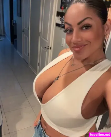 Larissalopez OnlyFans Thumbnail #w1d5UfcCiq