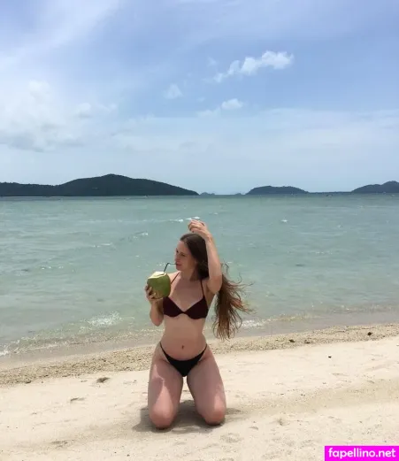 Larissaxra OnlyFans Thumbnail #ReOf2D0Z1c