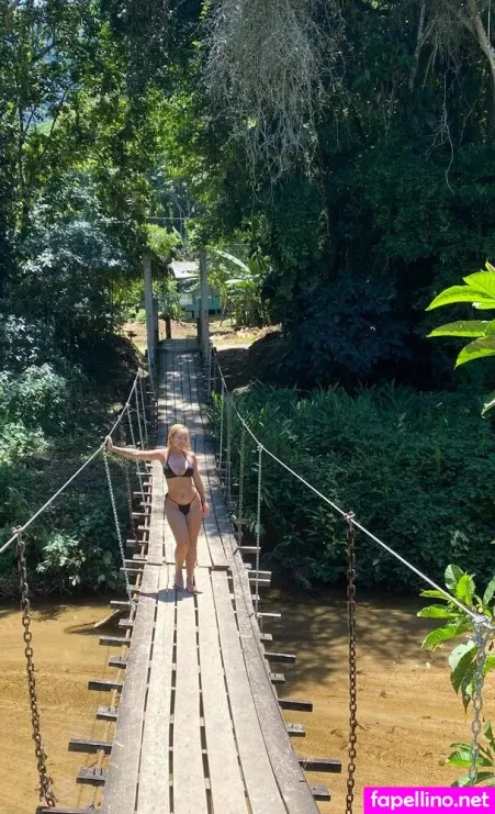 Larisse Farias OnlyFans Thumbnail #lz3WoSegTO