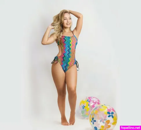 Larisse Farias OnlyFans Thumbnail #sQ5QmMtxm1