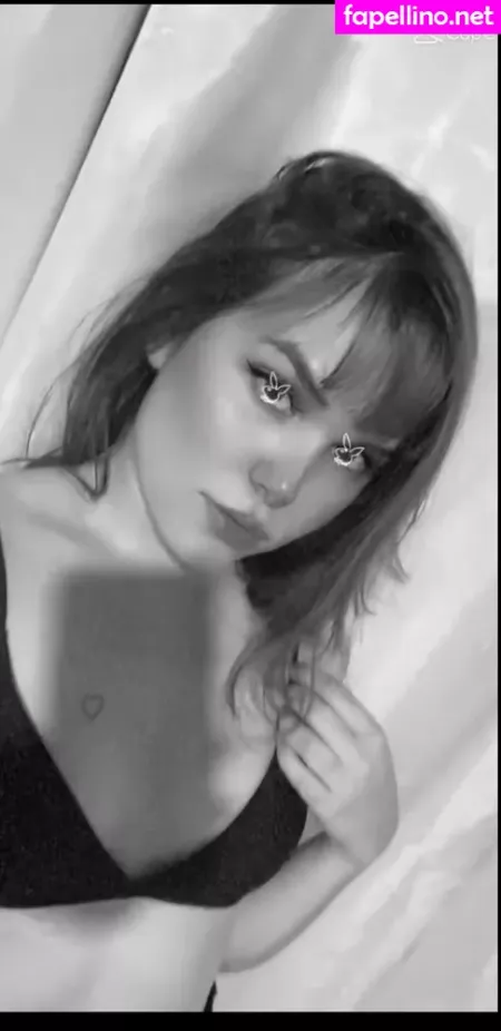 Larissinharp OnlyFans Thumbnail #kzPdRgs3a0