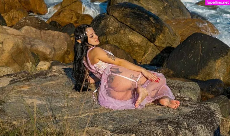 Laritxs2 OnlyFans Thumbnail #7yy8688BS0