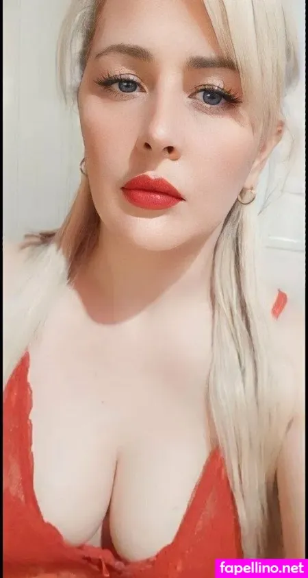 Larrisa Fox OnlyFans Thumbnail #WrYhkxe33H