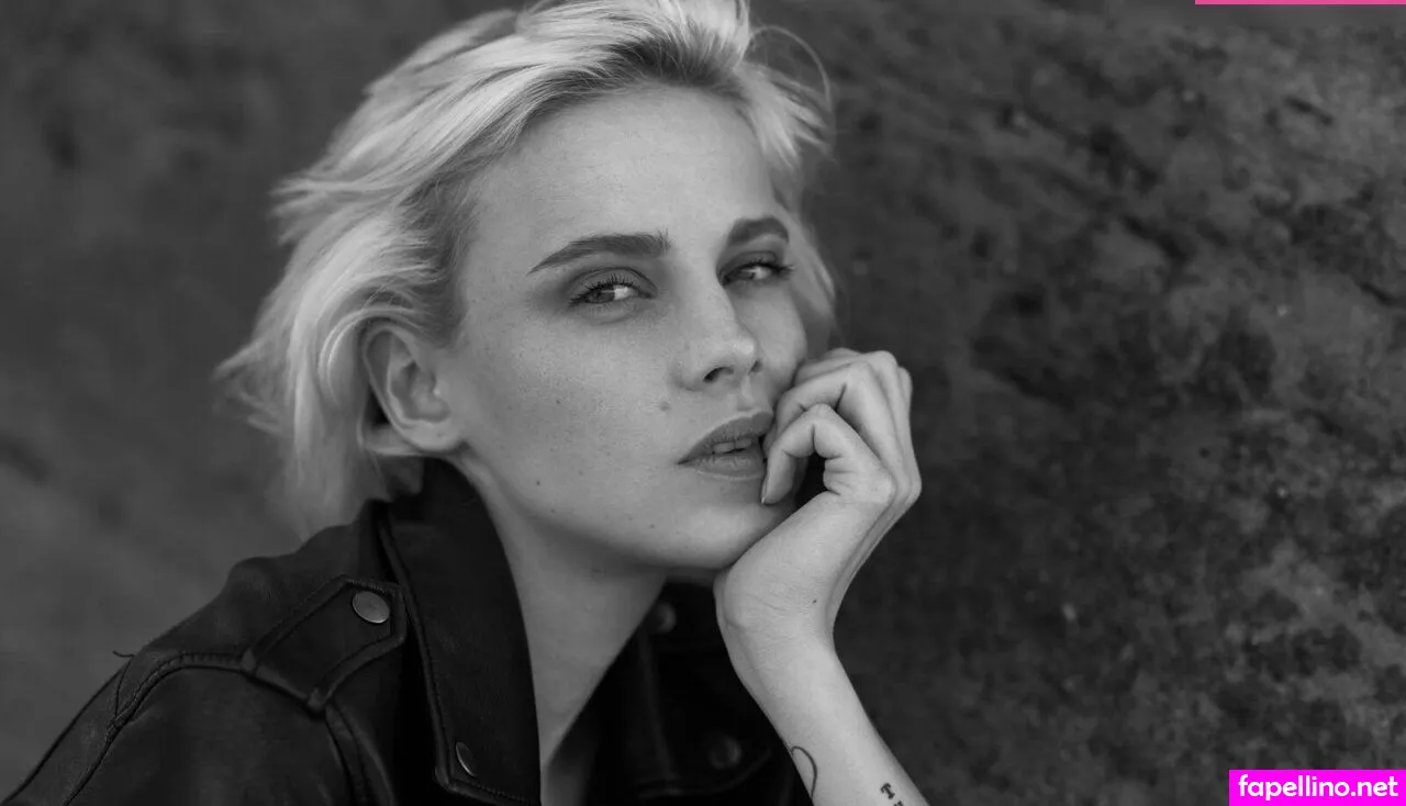 laraflamez, larrita_ Nude Leaked OnlyFans Photo #5XJyBvBbFQ