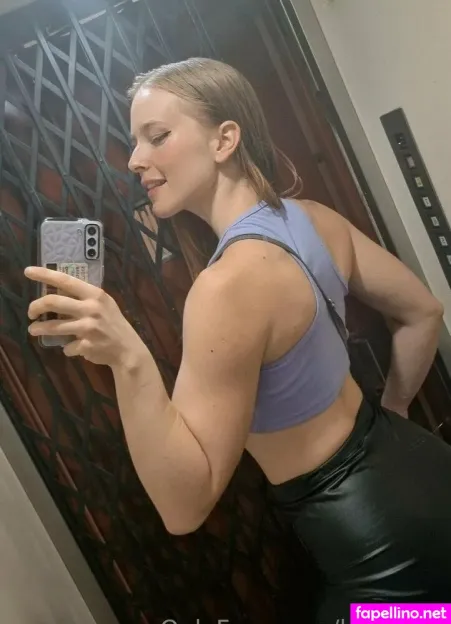 Larusa66 OnlyFans Thumbnail #PGRjHzSRLe