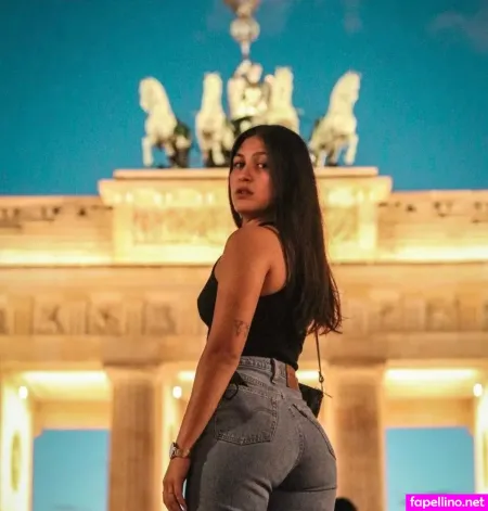 Larush OnlyFans Thumbnail #87BRcC4UkR