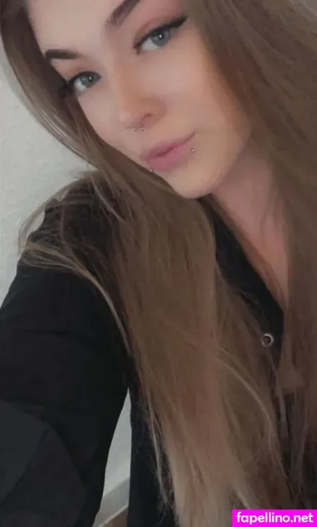 Larxsophix Main Profile Photo