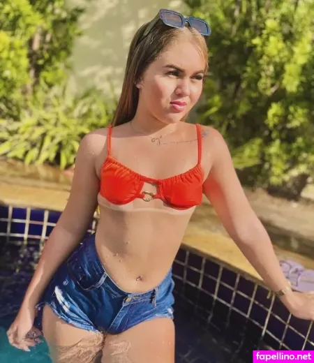 Lary Henry OnlyFans Thumbnail #rKSuJAEo9a