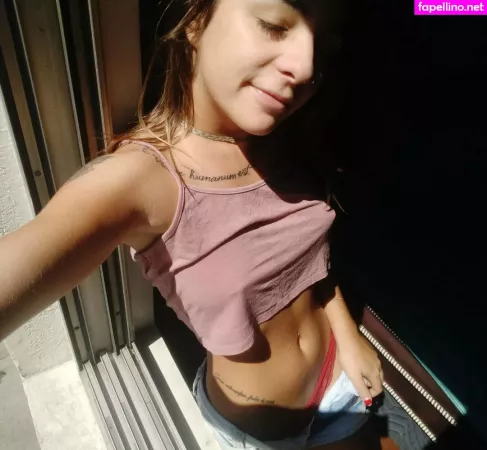 Laryfree OnlyFans Thumbnail #sVSlGtHR8x