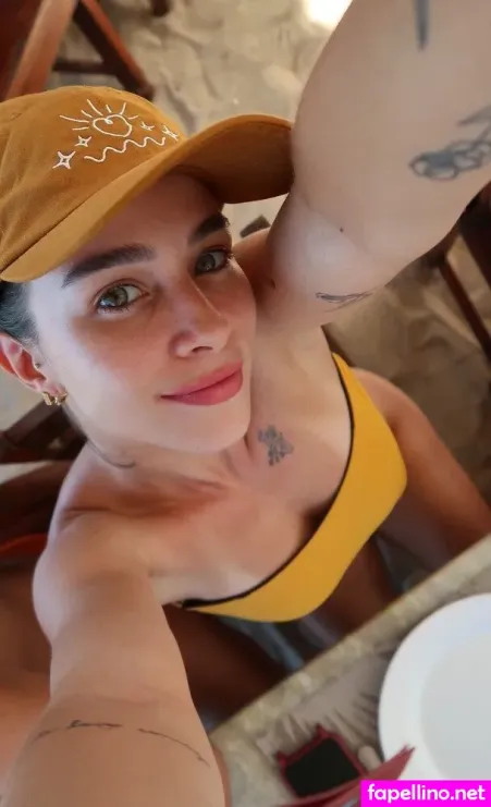 Laryssa Ayres OnlyFans Thumbnail #kjFfx1Fv23