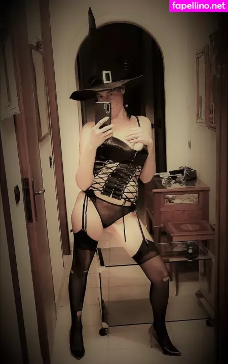 Lasilvia 76 OnlyFans Thumbnail #K8pxGgDNlC