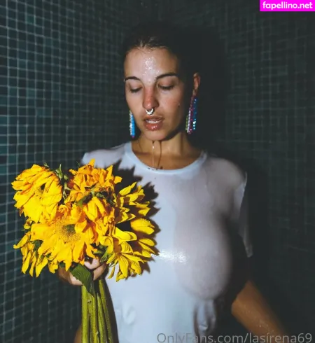 Lasirena69 1 OnlyFans Thumbnail #JbG9f0l6cI