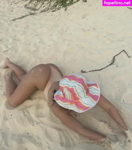 Lasirena69 1 OnlyFans Thumbnail #P8UDDaWi7O