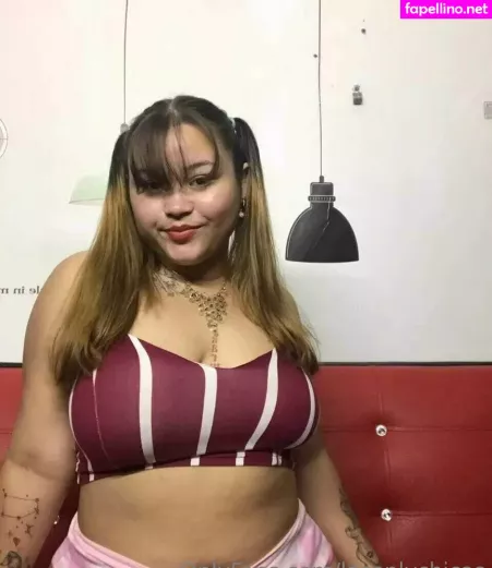 Lasonlychicas OnlyFans Thumbnail #TKpggwvXQ3