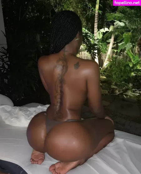 Lastarya OnlyFans Thumbnail #uzB3qD0fGw