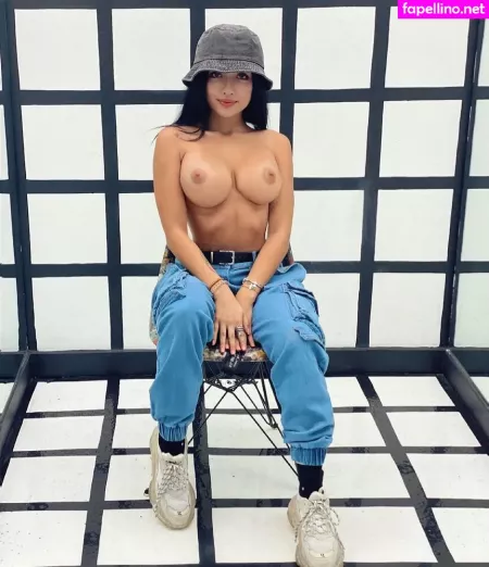 Latalzhang OnlyFans Thumbnail #porYeyus2M