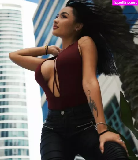 Latalzhang OnlyFans Thumbnail #vJ8uj6eJqN