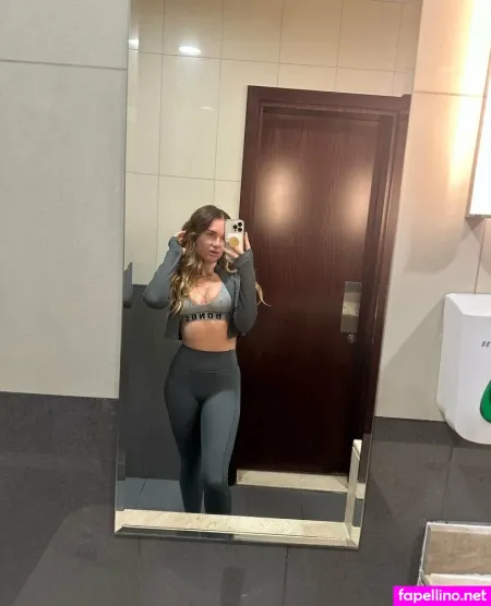 Latenightlarns OnlyFans Thumbnail #aYp7Hg95TO