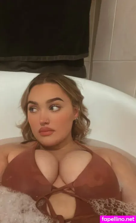 Latenightsiren OnlyFans Thumbnail #ADEFW7jK9H