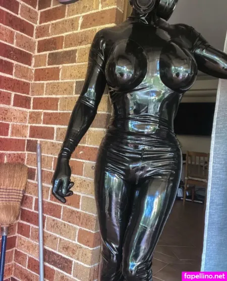 Latex Alina OnlyFans Thumbnail #DIlMlYB84S