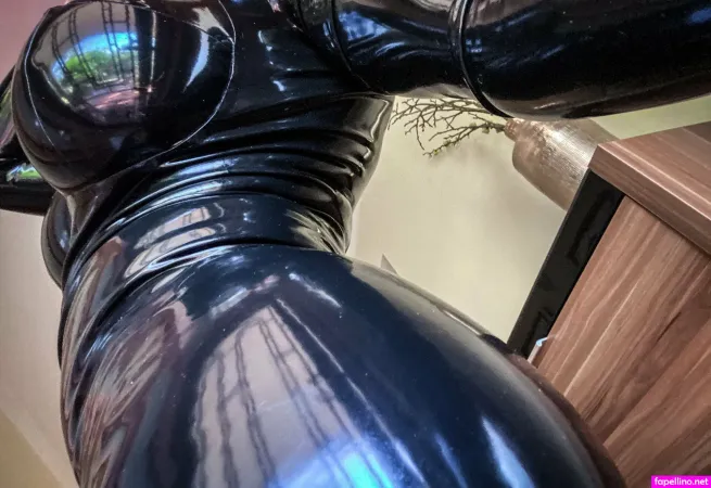 Latex Alina OnlyFans Thumbnail #nPwLwtO5Vn