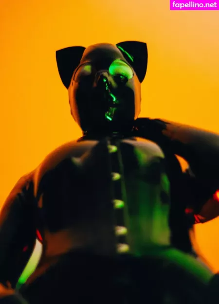 Latex Fox OnlyFans Thumbnail #dVFowaNugZ