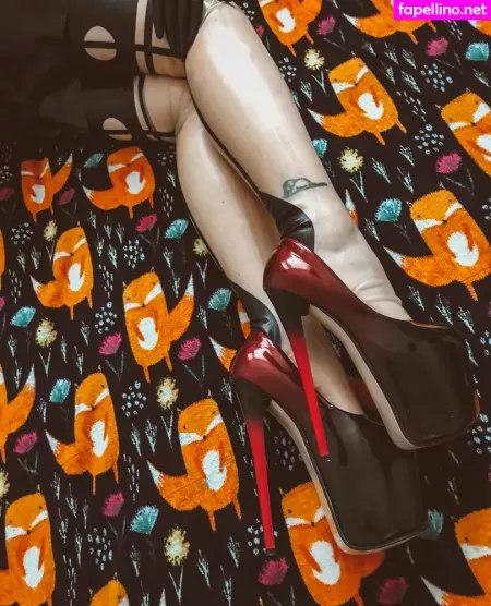 Latex Fox OnlyFans Thumbnail #tqQnqt1qAx