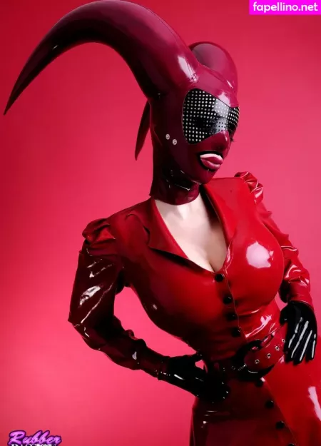 Latex Lucy OnlyFans Thumbnail #YvKdYmIftT