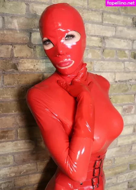 Latexcamille OnlyFans Thumbnail #xvYVeahIbh