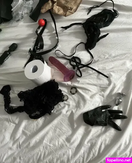 Latexfem OnlyFans Thumbnail #iDoS9SkQSw