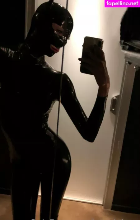 Latexlolaxo OnlyFans Thumbnail #l8f6gAI0nj