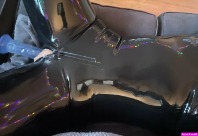 Latexlovey OnlyFans Thumbnail #PAC2dVDGGt