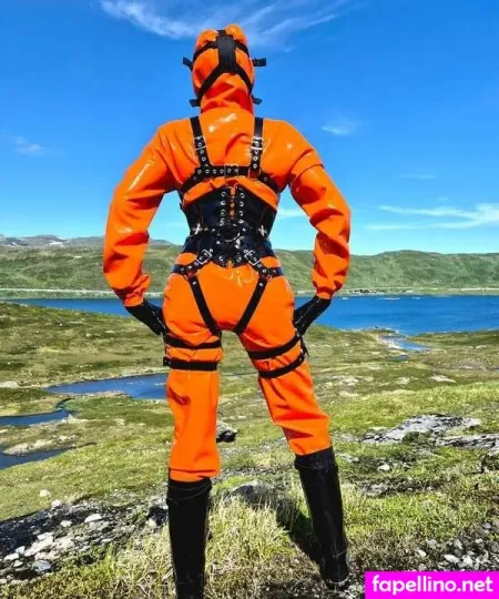 Latexlovinglady OnlyFans Thumbnail #agpwELR7yX