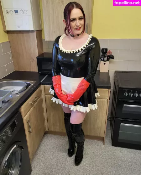 Latexnikki12 OnlyFans Thumbnail #ChMlicZNRX